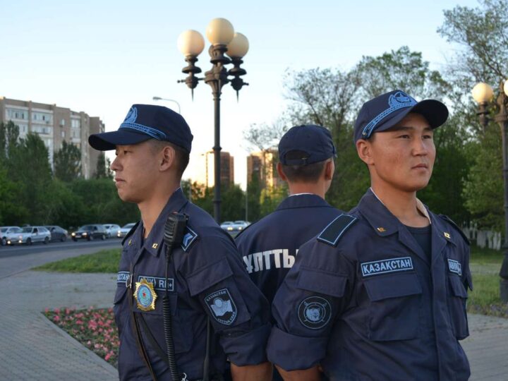 Военнослужащие национальной гвардии всегда на боевом посту.