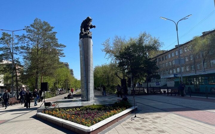 Батыр боздақтардың рухына тағзым етті