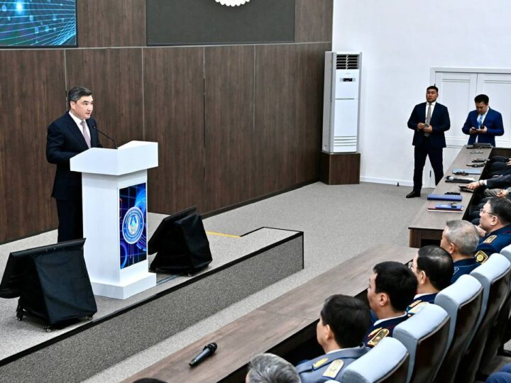 Олжас Бектенов Президент тапсырмасы бойынша өтіп жатқан «Заң және тәртіп» апталығы аясында ІІМ Басқару академиясының ашылуына қатысты
