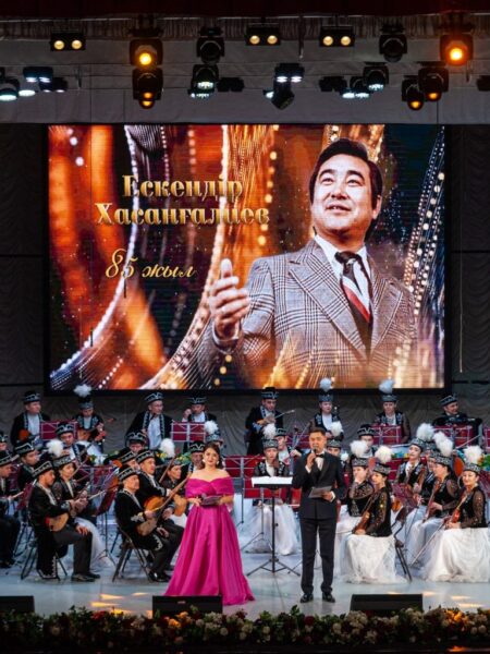 Ескендір Хасанғалиевке арналған рухани кеш