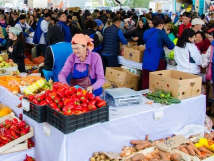 Астаналықтар Қарағанды өнімдерінің дәмін татты
