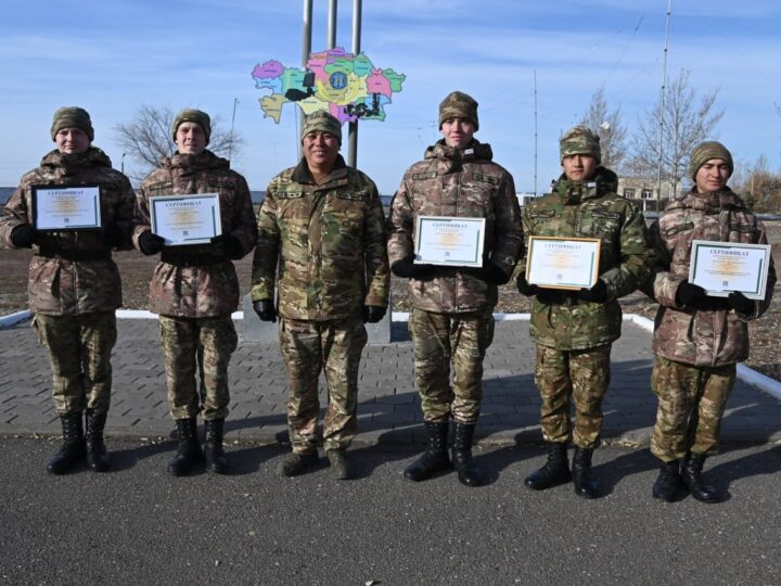 Сарбаздар білім гранттарына ие болды