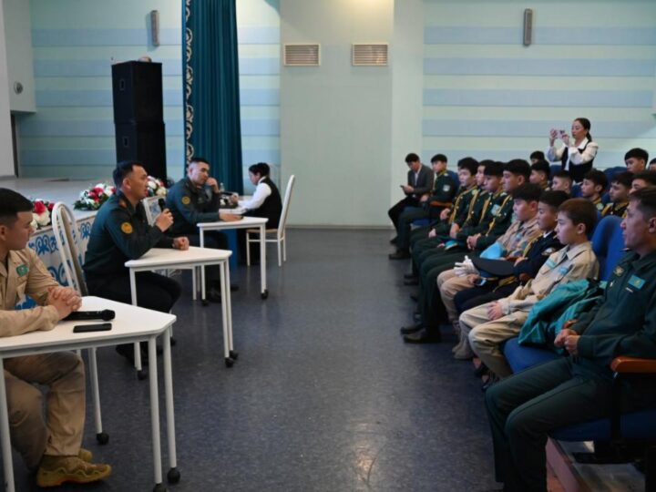 Қорғаныс министрлігі өкілдері Қарағанды жастарын патриоттық рухқа тәрбиелеуде