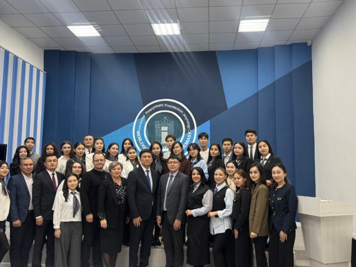 «ЖАС МЕМЛЕКЕТТІК ҚЫЗМЕТШІ МЕКТЕБІ» ЖОБАСЫ МӘРЕСІНЕ ЖЕТТІ