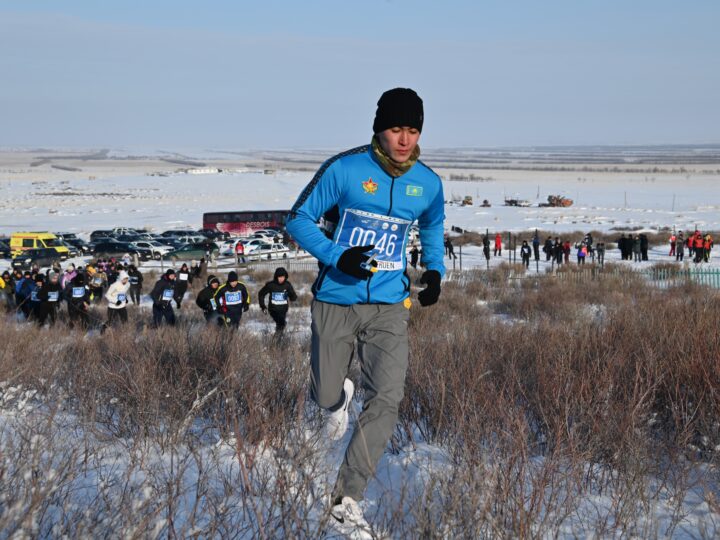 Қатысушылар «Qarly tauseruen» турнирінде күш пен төзімділікті паш етті
