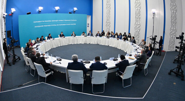 Жаңа Парламенттің негізгі мемлекеттік институттардың қызметін қамтамасыз етудегі өкілеттіктері талқыланды