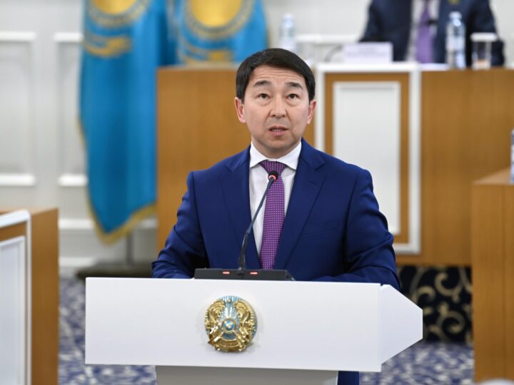 Жаңа Конституцияның жобасына теңгені ұлттық валюта ретінде бекітетін норма енгізілді – Бақыт Нұрмұханов