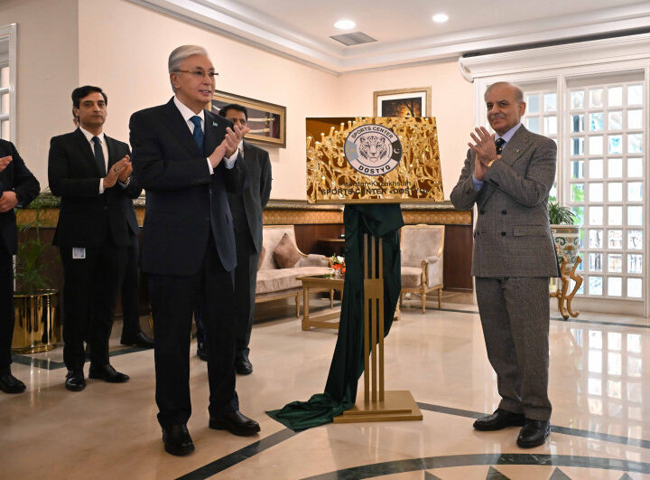 Қазақстан Президенті мен Пәкістан Премьер-министрі мәдени орталықтар және «Достық» спорт кешенінің ашылу рәсіміне қатысты