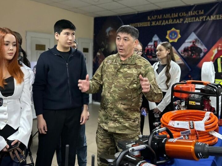 Құтқарушылармен бірге бір күн