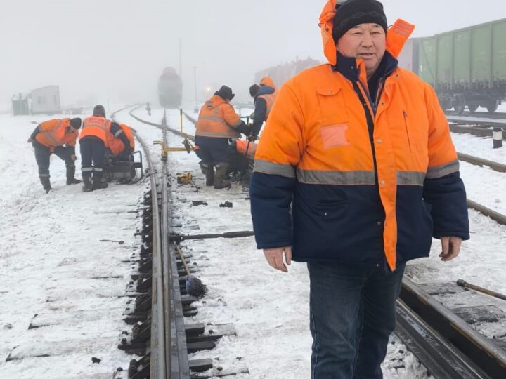 Теміржолдың тірегі – тәжірибелі маман және өнегелі әке