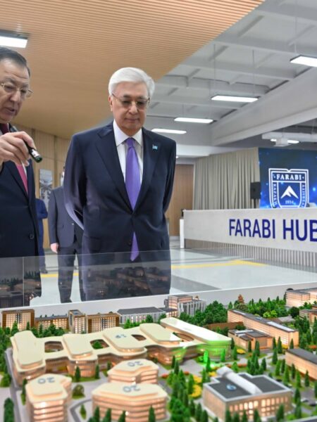 Мемлекет басшысы әл-Фараби атындағы Қазақ ұлттық университетіне барды