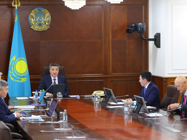 Олжас Бектенов «Самұрық-Қазына» АҚ директорлар кеңесінің отырысын өткізді