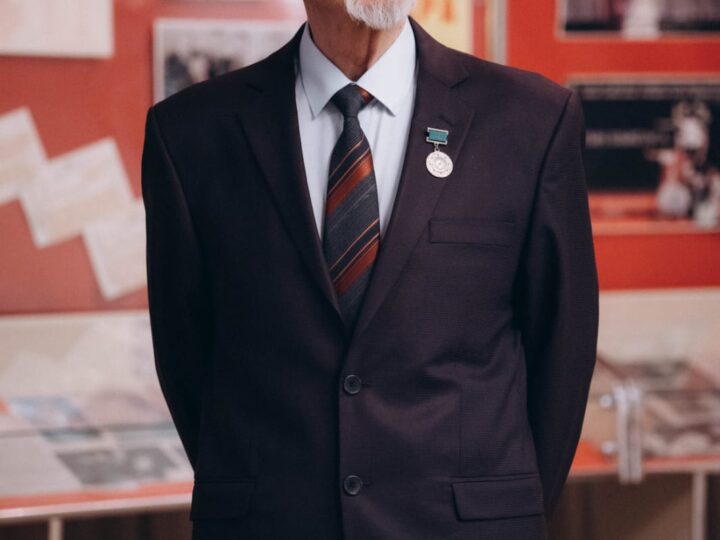 Театр тағдырымен тамырлас тұлға