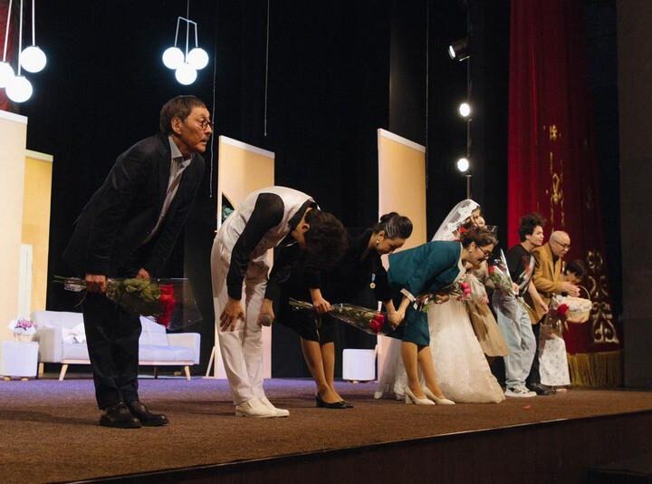 Шекарасыз сезім: Қарағанды сахнасында «Махаббат мекені» көрерменге жол тартты