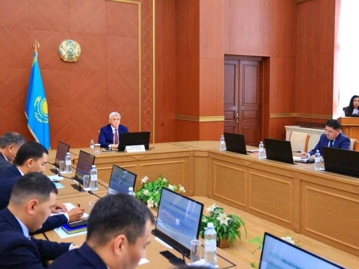 Жастармен жұмыс жалғасын табады
