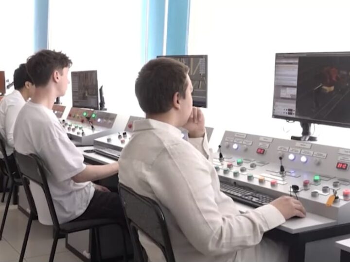 Болашақ мамандар алаңы