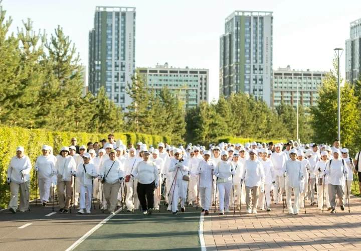 Олимпиада чемпиондарымен 10 мың қадам