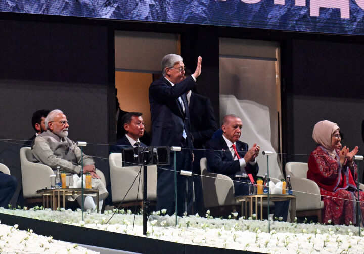 Президент Қасым-Жомарт Тоқаев Бішкекте өтіп жатқан VI Дүниежүзілік көшпенділер ойындарының ашылу салтанатын тамашалады